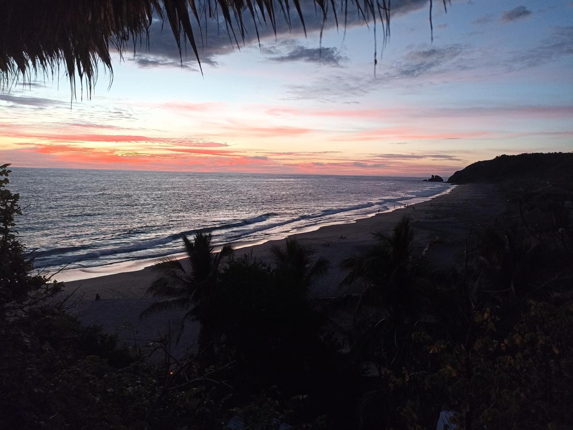 Punta Sur, Frente Al Mar Y El Atardecer Hotel Mazunte Exterior photo